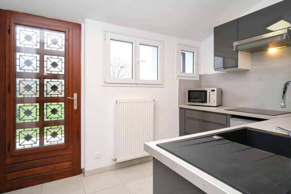 Maison 2 Chambres, Jardin Rethel Exterior photo